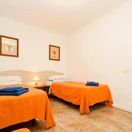 Parque Santiago I 62 - Two Bed Apartment Playa de las Americas (Tenerife)